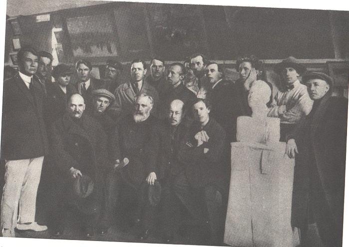 Участники областной выставки художников Урала. 1928 г.